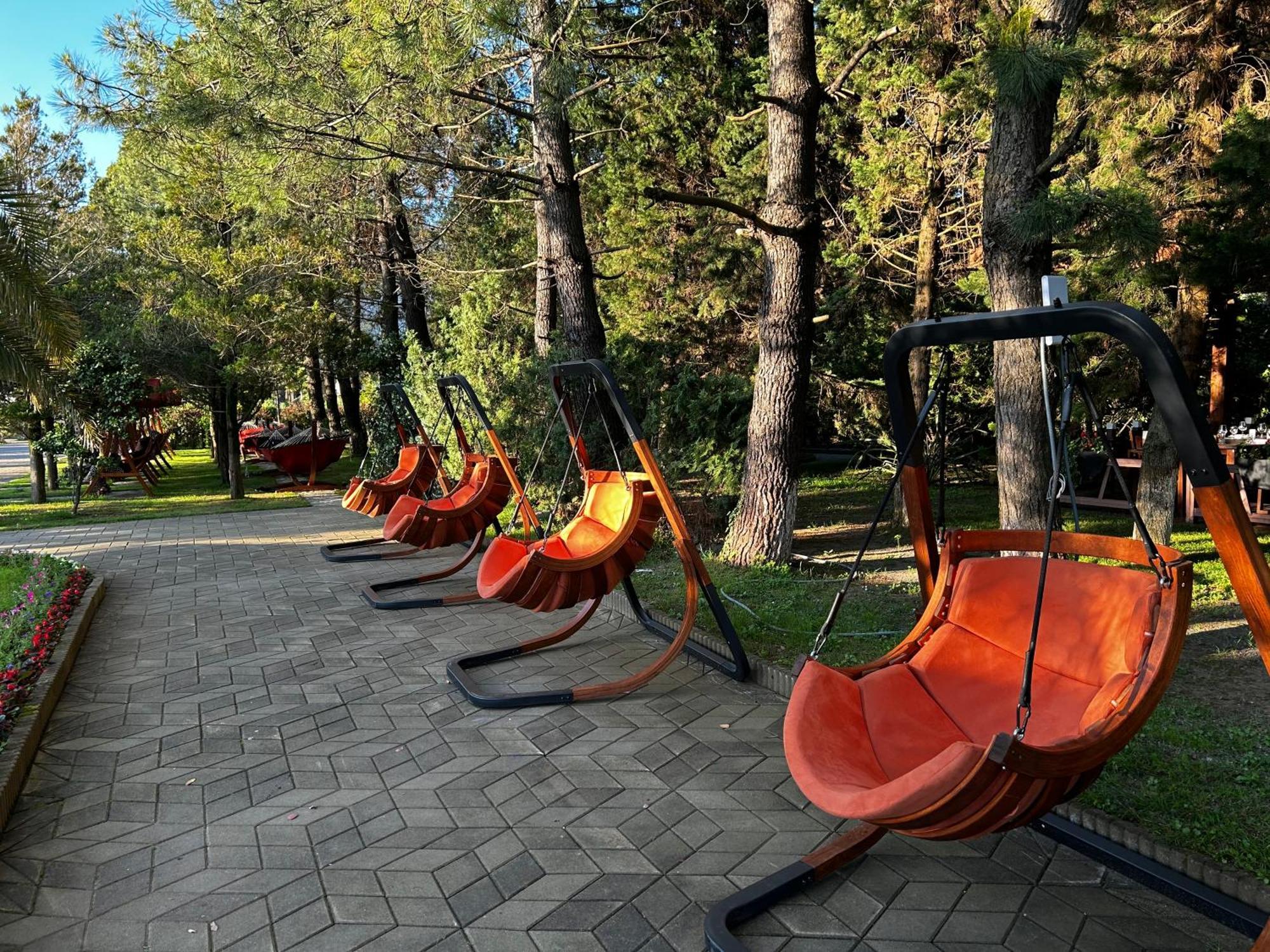 Cемейный Номер С Балконом На 4 Чел Dreamland Oasis Tsjakvi Eksteriør bilde